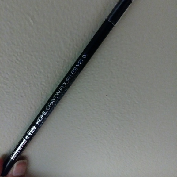 Eyeliner - Picture 2 of 2